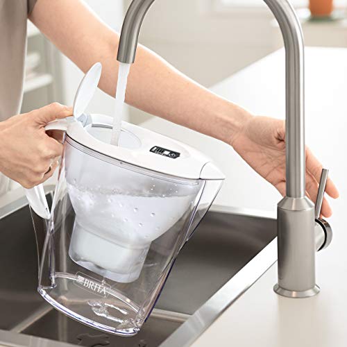 BRITA Marella – Jarra de Agua Filtrada con 3 cartuchos MAXTRA+ – Filtro de agua BRITA que reduce la cal y el cloro – Agua filtrada para un sabor excelente – Filtro de agua color azul