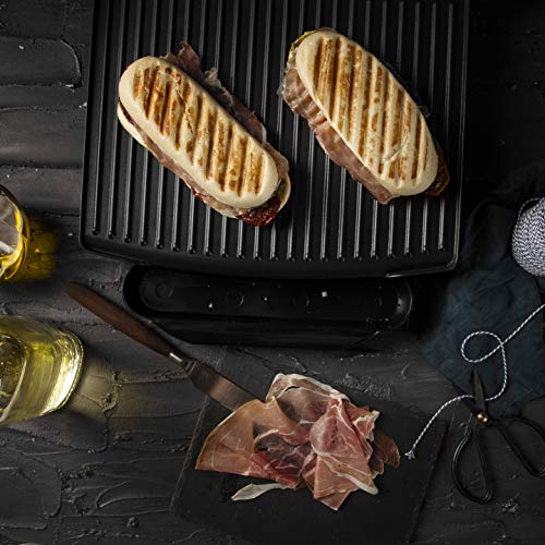 Princess 112415 Grill para bocadillos con tapa flotante, Se puede guardar en vertical, 2000 W, Plancha, 30 x 24 cm, Negro