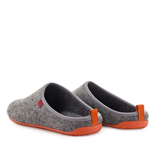 Andres Machado - Zapatillas de Estar por casa para Hombre y Mujer de Invierno - Dynamic- Slippers - para Unisex Adulto - Suela de Goma Vulcanizada Resistente y Antideslizante - Gris y Naranja, EU 43