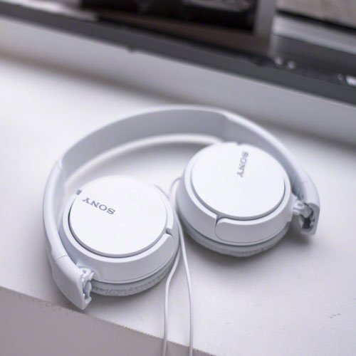 Sony MDR-ZX110 - Auriculares cerrados, blanco