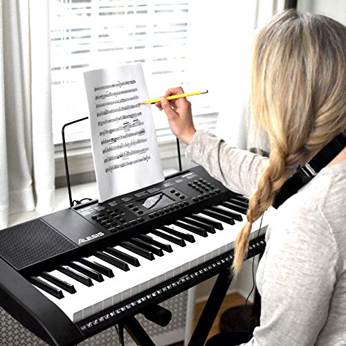 Alesis Melody 61 MKII – Teclado electrónico/Piano digital con 61 teclas, altavoces integrados, auriculares, micrófono, soporte para piano, atril y banqueta