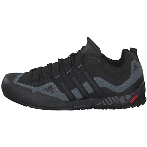 adidas Terrex Swift Solo, Zapatillas de Deporte Exterior Hombre, Negro (Black/Black/Lead 0), 42 2/3 EU