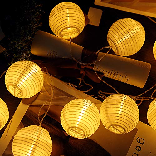 CozyHome - Guirnalda luces con farolillos decorativos de papel blanco | 7 m + 20 leds | con enchufe: sin cambio de pilas | decoracion interior y exterior, para fiesta, jardin, terraza, balcón y casa