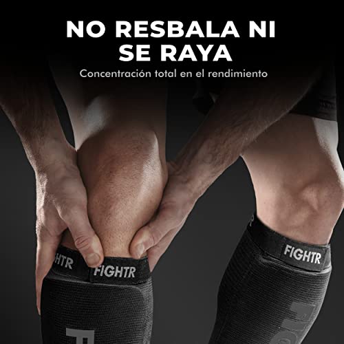 FIGHTR® Espinilleras - con Ajuste Acolchado Ideal | Espinilleras para Patadas en Kickboxing, MMA, Muay Thai y Otras Artes Marciales.