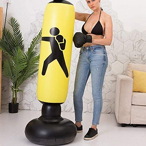 JOWY Saco de Boxeo Inflable. Saco de Boxeo Hinchable para Niños con hinchador Incluido. Base de Relleno con Agua o Arena, sujeción. 160cm Alto (Amarillo)