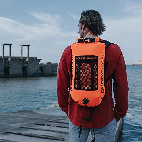 BUDDYSWIM Mochila Boya de Seguridad para Natación en Aguas Abiertas - DryBag con Compartimento Interior Estanco y Espaldera Desmontable - Ligera y Resistente Acabado de Nylon - Color Naranja