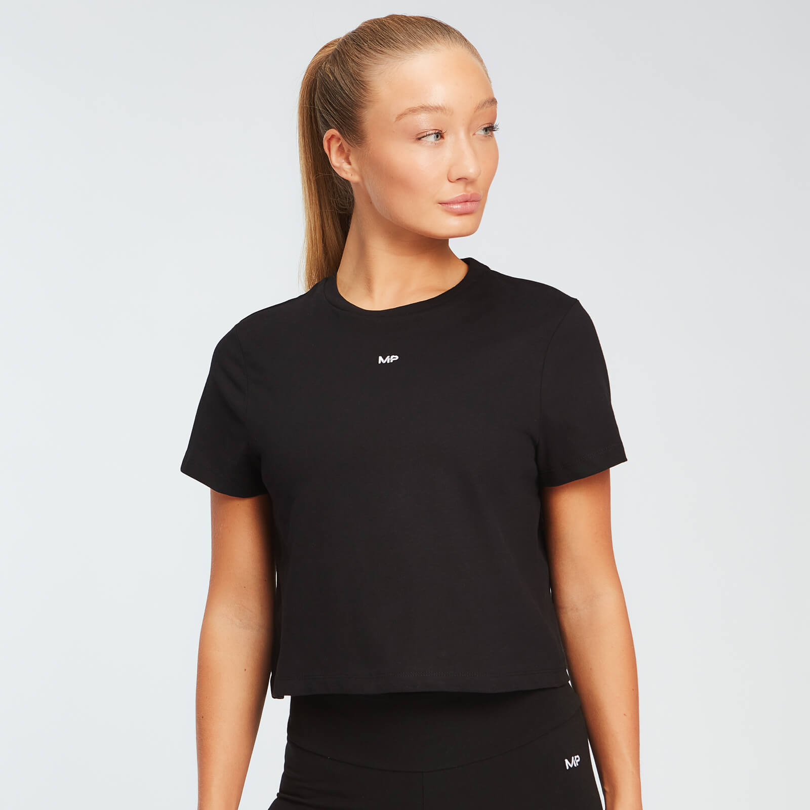 Camiseta corta Essentials para mujer de MP - Negro - XS