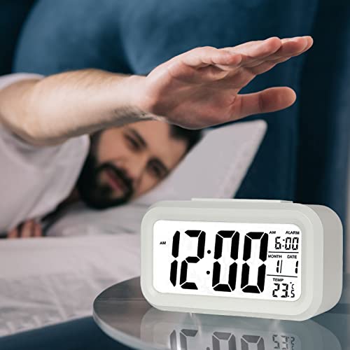 Reloj Despertador Digital, Jsdoin LED Pantalla Reloj Alarma Inteligente con Temperatura, Sensor de Brillo, 12/24 Horas, Función Snooze y Alarma para Dormitorio, Hogar, Oficina, Cocina