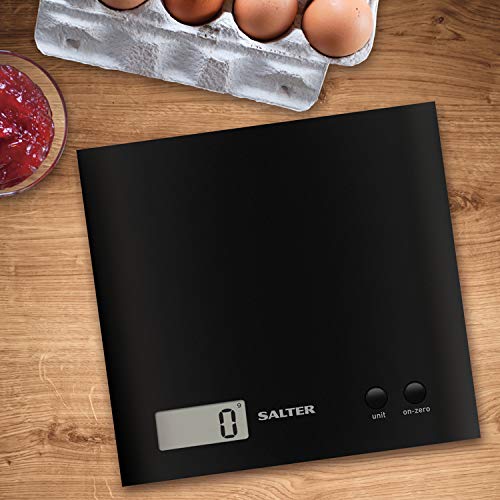 Salter 1066 BKDR15 Báscula de cocina, Ahorro de espacio Fácil de almacenar, Pantalla grande, Función de adición y pesaje más ingredientes en el mismo contenedor, Capacidad 3 kg, Negro