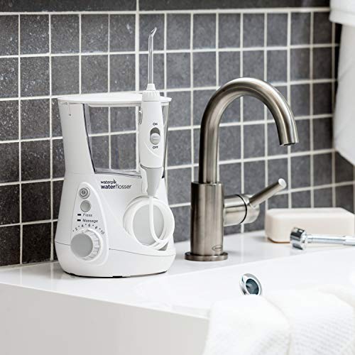 Waterpik Irrigador de Sobremesa Profesional con Agua a Presión y Sistema Avanzado de Control de Presión Mediante 10 Posiciones con 7 Boquillas, Eliminación de Placa Dental, Blanco (WP-660UK)