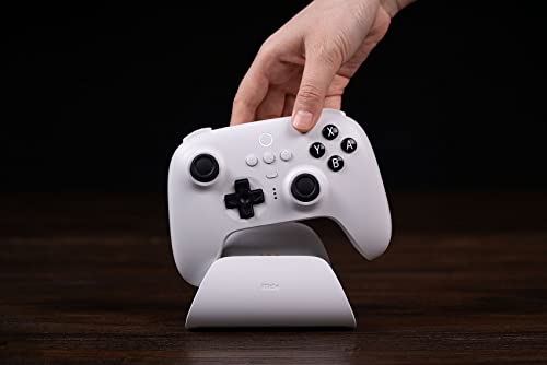 8Bitdo Ultimate Bluetooth y Controlador 2.4g con Base de Carga 22 Horas de Juego, Controlador de Interruptor Inalámbrico Cable USB Gamepad para Switch y Windows (Blanco)