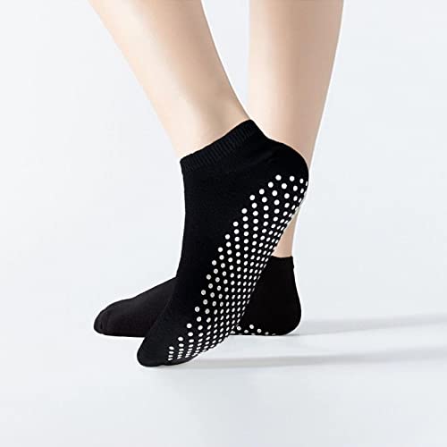 KEYRI 4 Pares Comodos Calcetines Yoga Pilates Para Mujeres y Hombres Antideslizantes Calcetines Artes Marciales Calcetín Tobillero Deportivo Con Puntos Antideslizantes,Talla única (3 Negros + 1 Gris)