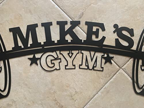 Letrero metálico de gimnasio con el nombre personalizado, Placa de casa, Entrenamiento físico, Arte de la pared, Gimnasio de papá, Sala de entrenamiento, Decoración de sala de fitness Home Gym Fitness