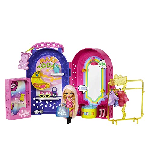 Barbie Extra Minis Boutique Set de juego portátil con muñeca pequeña y accesorios y looks de moda, juguete +3 años (Mattel HHN15)