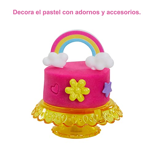 Barbie y su Pastelería Muñeca pelo fantasía con tienda, juego de plastilina y accesorios de juguete, regalo para niñas y niños +3 años (Mattel HGB73)