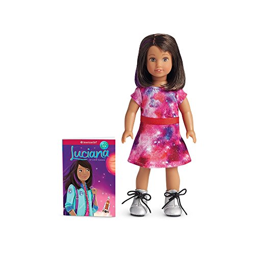 Girl of the Year 2018 Mini Doll [With Mini Book]: Luciana Vega