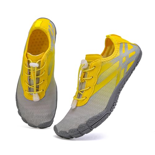 Gugifcto Zapatos de Agua Hombre Mujer Escarpines de Playa Zapatos de Natación de Secado Rápido Barefoot Zapatillas Adecuado para la Gym Asfalto Playa Montaña GreyYellow 36 EU