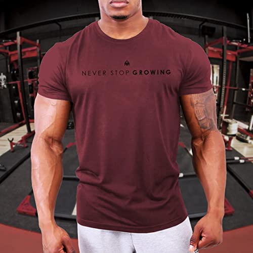 GYMTIER Camiseta de culturismo para hombre, nunca dejes de crecer, camiseta de entrenamiento de gimnasio, color granate, talla XL, rojo (Maroon), XL