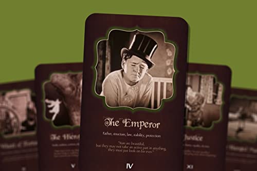 IBIZA TAROT The Tarot of Peter Pan – Cartas de Arcanos Mayores | Baraja de cartas de tarot para principiantes | Auténtica experiencia de tarot – Juego de 22 cartas