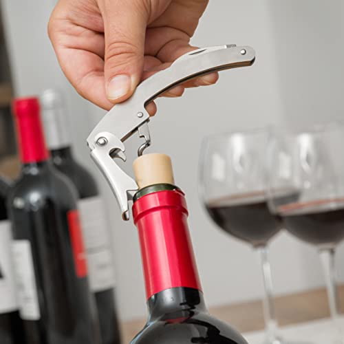 InnovaGoods® Juegos de accesorios para vino 2en1, elegante estuche con tablero de ajedrez, Incluye sacacorchos, tapón dosificador, 32 piezas de ajedrez, acabado en madera.