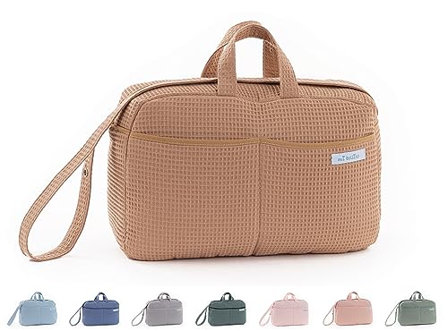 mi bollito – Bolso de maternidad Crossbody para carrito de bebé y para hospital. Bolsa organizadora práctica y elegante de gran capacidad. Producto fabricado en España. (Marrón pastel)