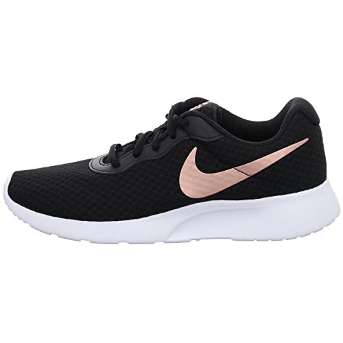 NIKE Tanjun, Zapatillas de Gimnasia Mujer, Black Mtlc Red Bronze Barely Volt White, 38.5 EU