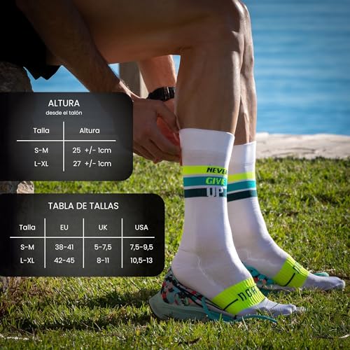 NORTEI Calcetines Ciclismo Altos Deportivos Hombre y Mujer - Calcetines Running Triatlón Gimnasio Crossfit - Acolchados, Transpirables, Sin Costuras, Compresivos y Ligeros (L-XL)