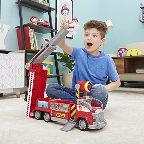 Paw Patrol 6060444 Camión de Bomberos Marshalls Transforming Movie City con Escalera Extensible, Luces y Sonidos y Figura de acción Coleccionable, Juguetes para niños a Partir de 3 años, Multicolor