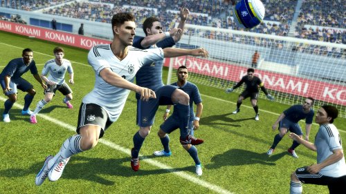 PES 2013 - Pro Evolution Soccer [Importación alemana]