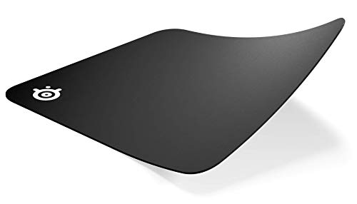 SteelSeries QcK - Alfombrilla de ratón para juegos - Superficie microtejida exclusiva - Optimizada para sensores de juegos - Tamaño M (320mm x 270mm x 2mm)