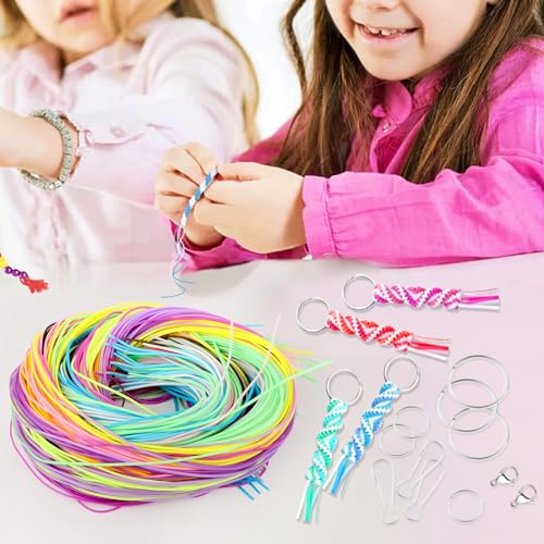 VFANDV Hilos para Hacer Pulseras, 200pcs 20 Colores Hilo Plastico con 40 Pequeños Accesorios Scoubidou Cuerda DIY Cintas de Scooby Doo para Crear Pulseras, Collares, llaveros